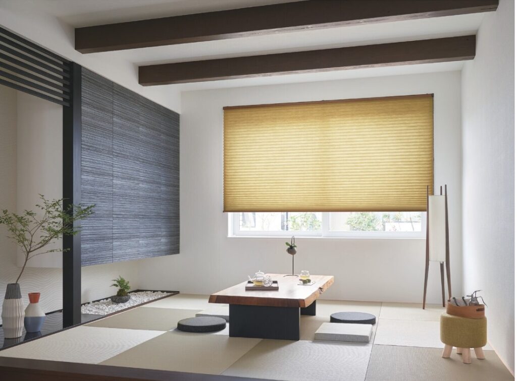 プリーツスクリーン